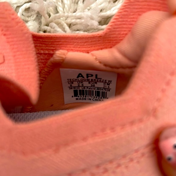 NWOT APL TechLoom BreezeKnit Running Shoe Sneaker Women Size US 5 - Salmon Pink - Picture 5 of 5